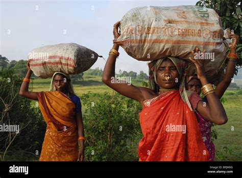 Women of Mali tribe on their way to market, Tribal region in Koraput district in southern Orissa ...