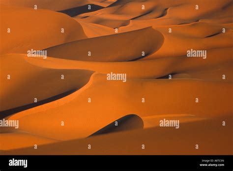 sand dunes in the Ubari desert, Libya, Sahara Stock Photo - Alamy