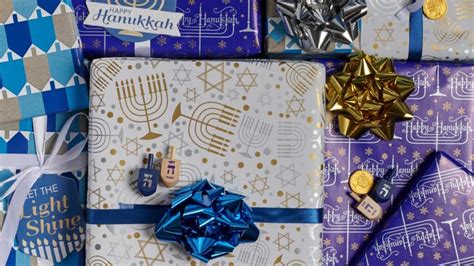 Hanukkah Gifts: A History Plus Awesome Gift Ideas - B'nai Mitzvah Academy