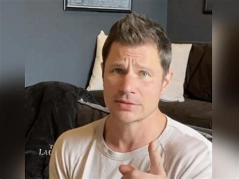 98 Degrees frontman Nick Lachey sings quarantine-inspired version of 'The Hardest Thing' | GMA ...