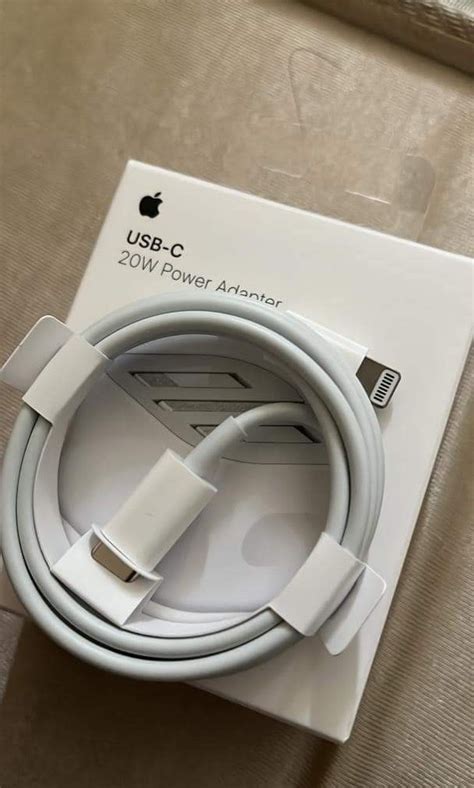 Lightning cable original Apple, Mobile Phones & Gadgets, Mobile & Gadget Accessories, Chargers ...