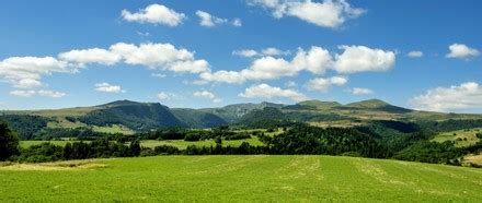 250 Auvergne volcanoes Stock Pictures, Editorial Images and Stock ...