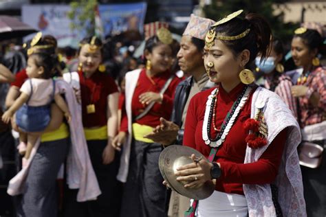 Udhauli Ubhauli -ritual dance call Sakela - Wonders of Nepal