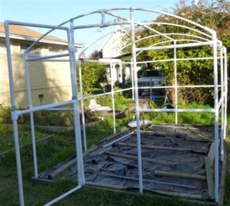 30+ Simple And Easy Diy Pvc Ideas For Small Garden | Pvc greenhouse, Greenhouse plans, Greenhouse