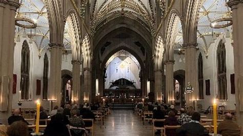 Blackburn Cathedral chosen for BBC Christmas broadcasts - BBC News