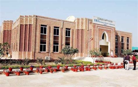 'Veiled' IBA Sukkur Students Hurl Harassment Accusations - News 360