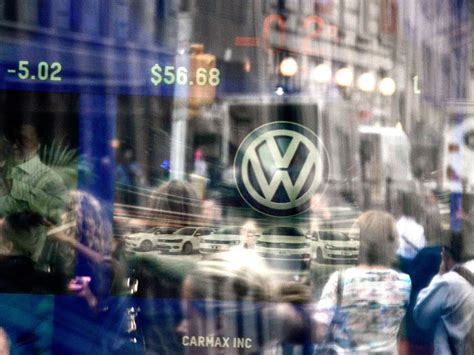 Volkswagen offers $1,000 to customers after 'emissions scandal' | The ...