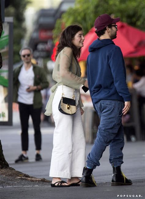 Lorde and Jack Antonoff Walking in New Zealand Feb. 2018 | POPSUGAR ...