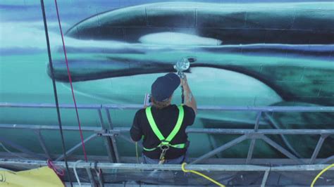 The artist Wyland and his "whaling walls" - CBS News