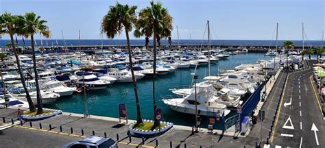 Puerto Colón | Hello Canary Islands