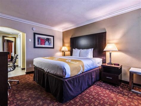 10 STUNNING Motels in Sacramento [2024 Edition]