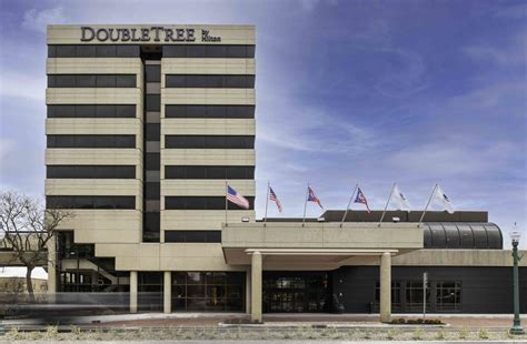 DoubleTree Canton Exterior Day | Arkinetics