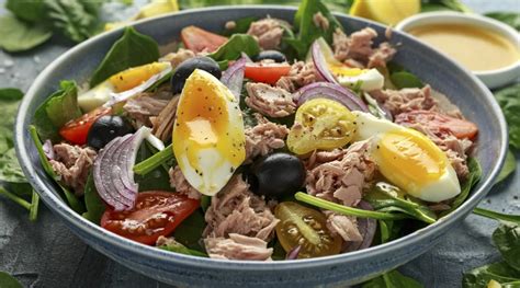 Deliciosa ensalada de atún fácil de preparar| Mandolina