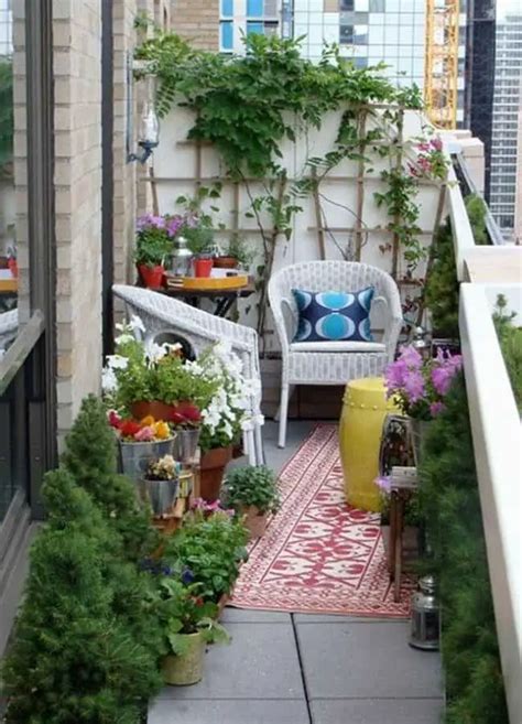 33 Apartment Balcony Garden Ideas That You Will Love | Gardenoid