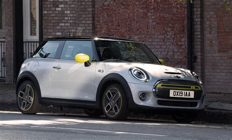 First all-electric Mini Cooper SE debuts: 181 horsepower, about 114 miles of range