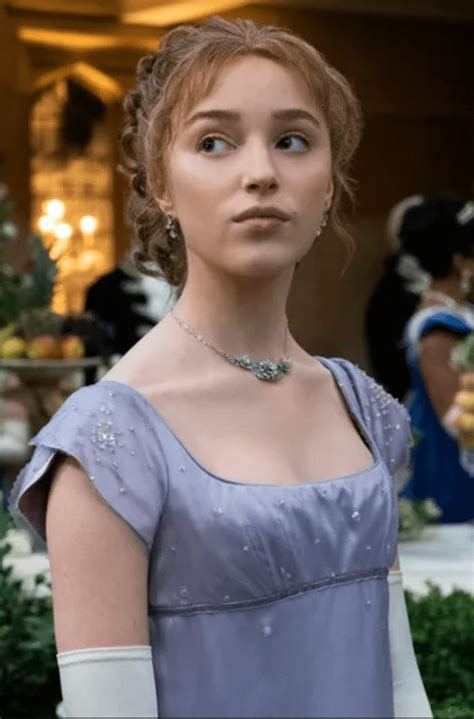 Daphne Bridgerton's 15 Best Costumes From Season 1 of “Bridgerton ...