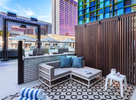 The LINQ Hotel & Casino Has an Awesome Pool on the Las Vegas Strip