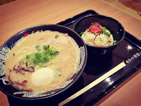 File:Hakata-style ramen.jpg - Wikipedia