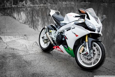 Aprilia Wallpapers - Top Free Aprilia Backgrounds - WallpaperAccess