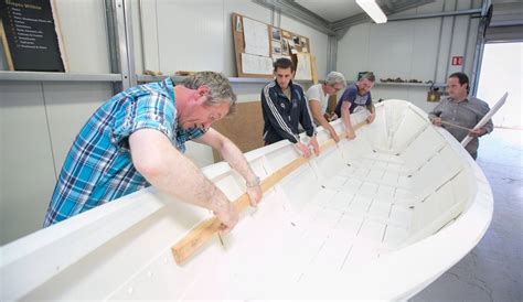 Pushing the boat out: traditional boat building in Ireland – The Irish ...