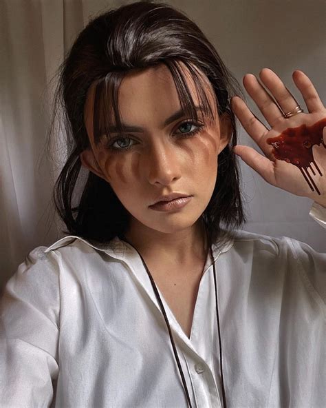 Eren Jaeger Cosplay | Eren jaeger cosplay, Anime cosplay makeup, Easy cosplay costumes