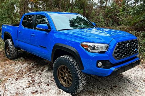 5 Voodoo Blue Toyota Tacoma Overland & Overland Builds for 2022