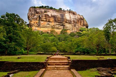 The Rock Fortress of Sigiriya: An Ancient Wonder Reaching for the Stars — Curiosmos