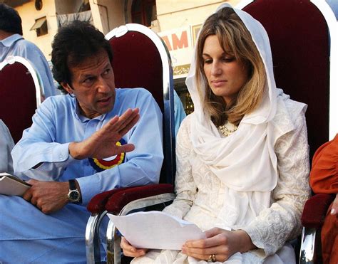 Pakistan election: Who is Imran Khan? | SBS News