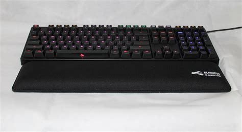 Mechanical Keyboard Wrist Rests Glorious PC Gaming Race Unboxing & Review - review product