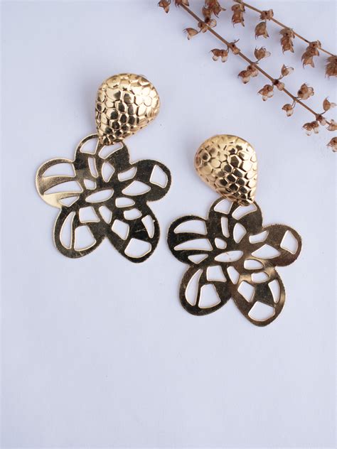 Gold Flower Earrings - Soumiez