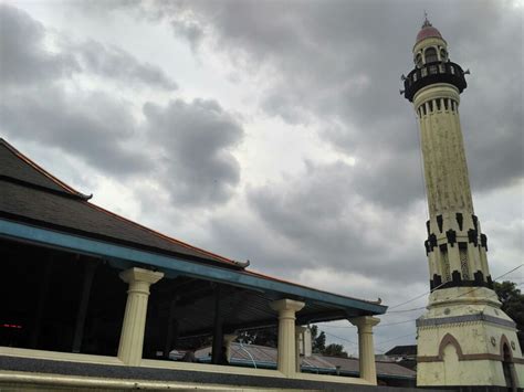 Masjid Agung Surakarta; Teduh, Artistik, dan Sarat Makna - Ayuniverse