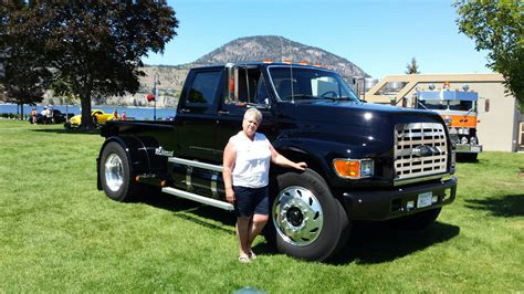 1998 Ford F800 Crew-Cab PU, 8.3 Cummins, Air Ride rear, Air seats, Air ...