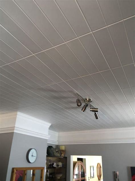 Bead Board – Styrofoam Ceiling Tile – 20″x20″ – #R104 – Idea Library