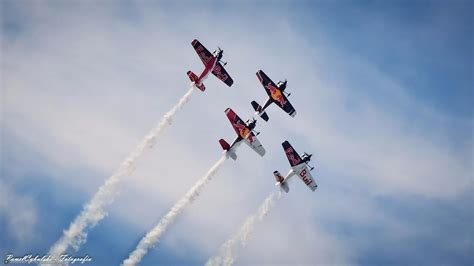 The Flying Bulls Aerobatics Team Wallpapers - Wallpaper Cave