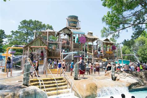 Largest water park in Houston opens this weekend