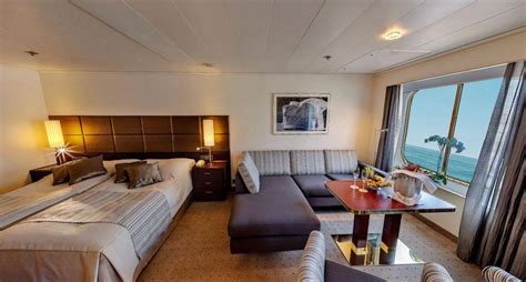 Heritage Adventurer cabins and suites | CruiseMapper