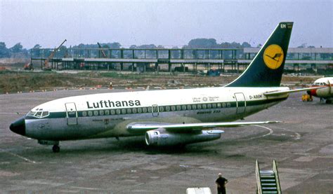 Boeing 737-100/200 picture #03 - Barrie Aircraft Museum