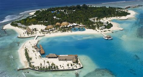 Holiday Inn Kandooma island, South Male Atoll, Maldives - Ultimate guide (November 2024)