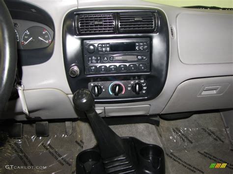 1996 Ford Ranger XLT Regular Cab Controls Photo #52427385 | GTCarLot.com