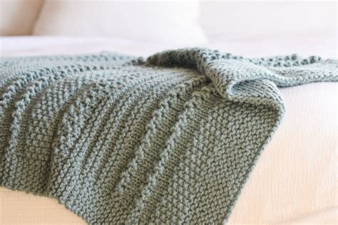 Winter Cuddler Throw Blanket Knitting Pattern – Mama In A Stitch