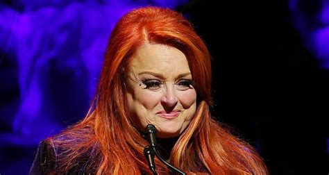 Wynonna Judd Body Measurements, Height, Weight, Bra Size, Shoe Size