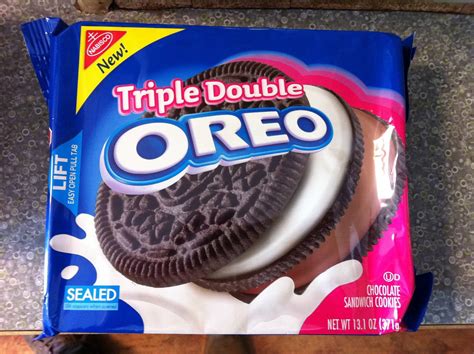 Foodista | Double Stuffed Oreos Get Bigger