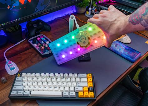 rgb underglow keyboards are my weakness : r/MechanicalKeyboards