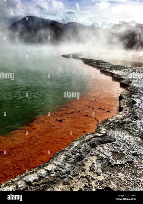 Champagne Pool Waiotapu Stock Photo - Alamy