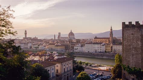 Discover Florence countryside and its wine