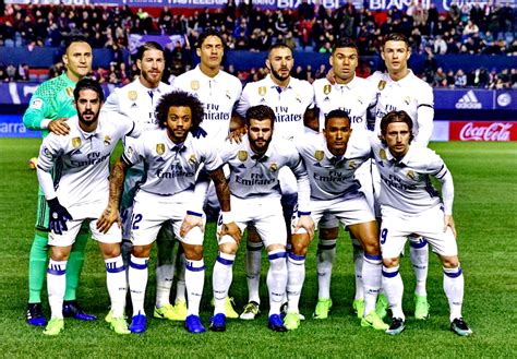 EQUIPOS DE FÚTBOL: REAL MADRID contra Osasuna 11/02/2017