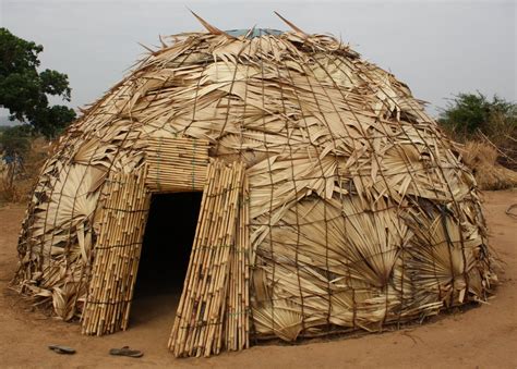 MAALI: The Fulani Of Nigeria | Vernacular architecture, Unusual ...