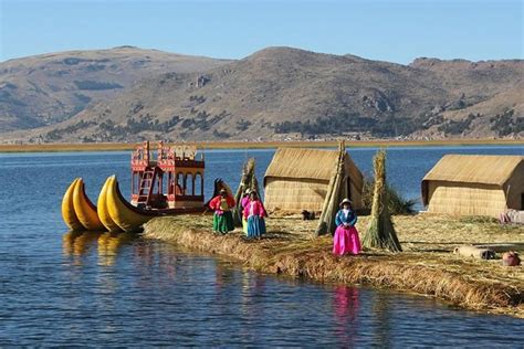 Journée complète de Puno au lac Titicaca avec Uros, îles Taquile 2024