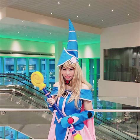 Dark magician girl cosplay : r/yugioh