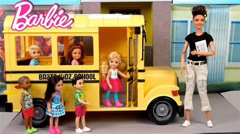 Barbie Doll Fun Field Trip to Space Center! - YouTube